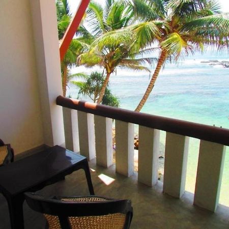 Miltons Beach Resort Unawatuna Exterior foto