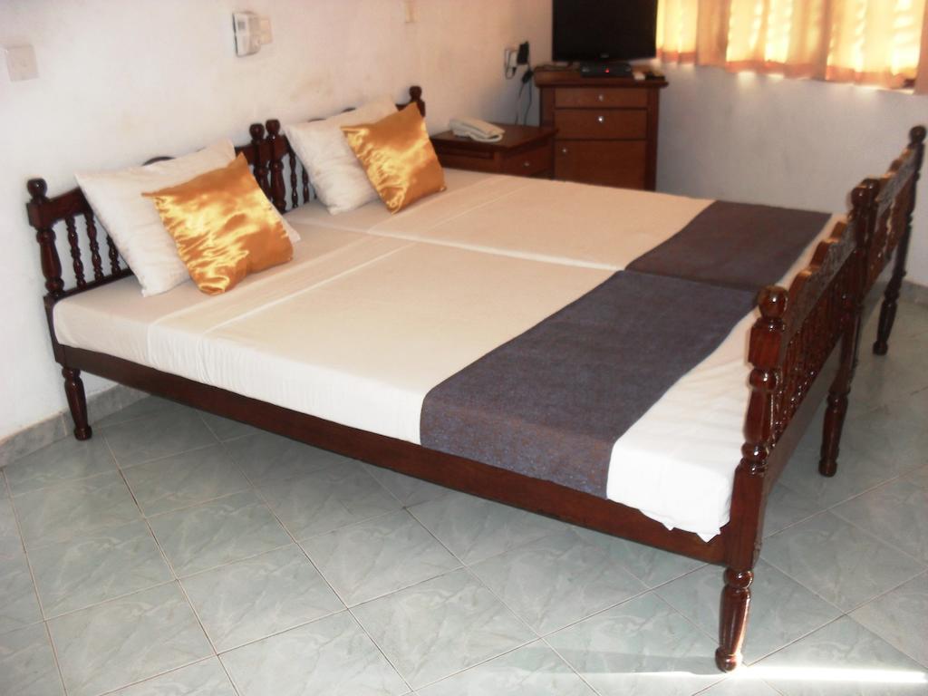 Miltons Beach Resort Unawatuna Zimmer foto