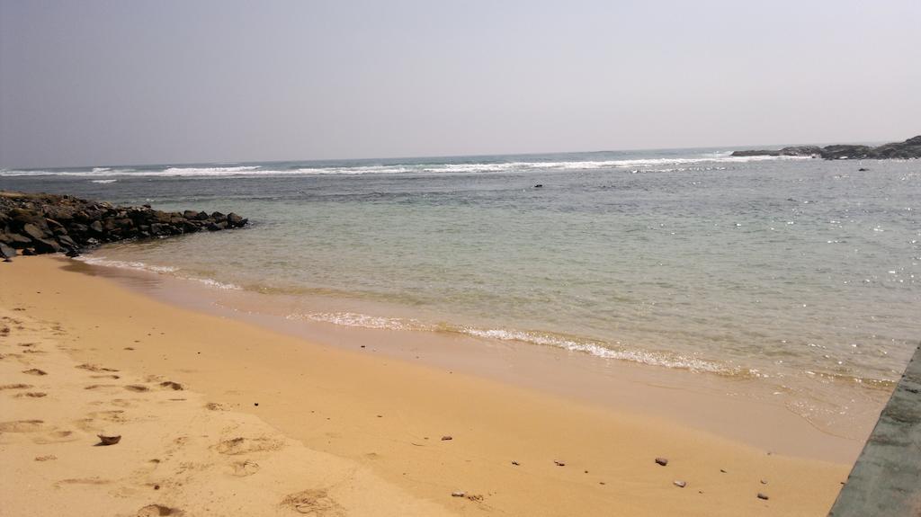 Miltons Beach Resort Unawatuna Exterior foto