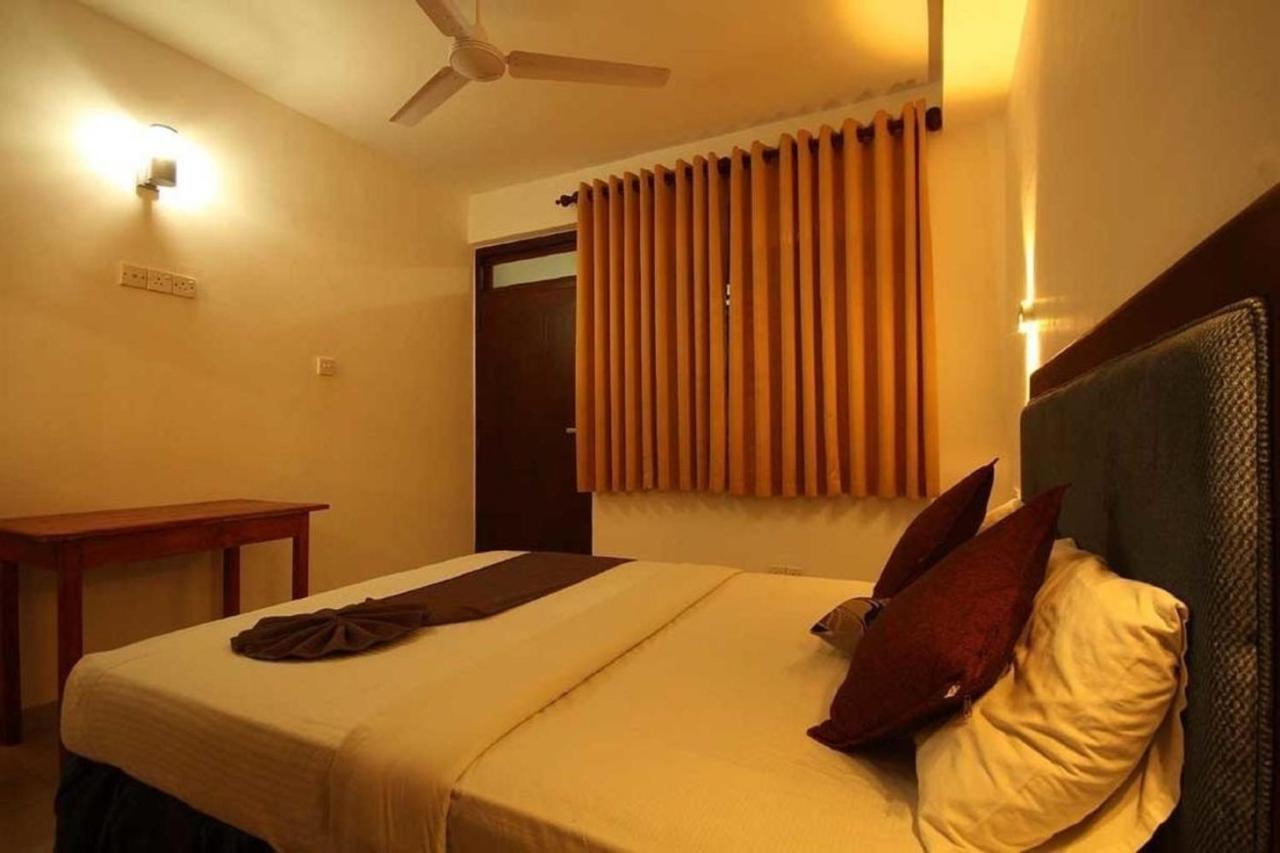 Miltons Beach Resort Unawatuna Exterior foto