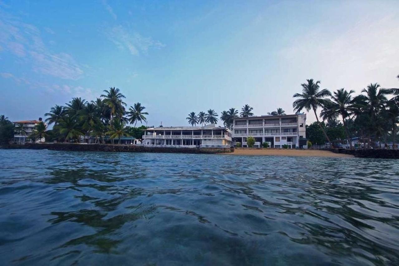 Miltons Beach Resort Unawatuna Exterior foto